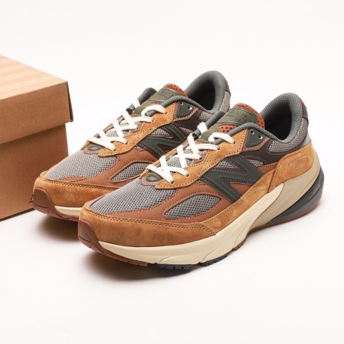 New Balance 990v6 Khaki